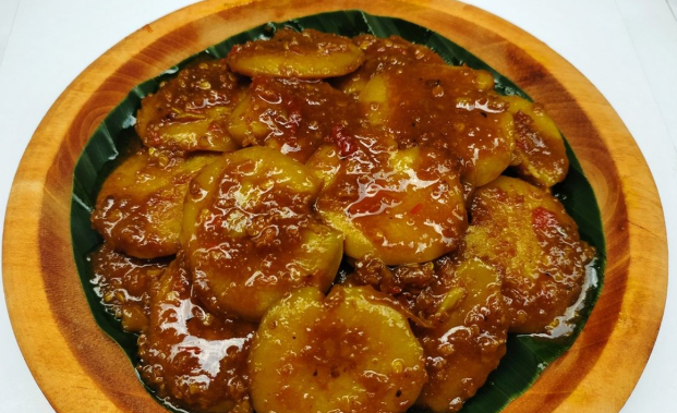 Review Makanan Jengkol Pedas Manis