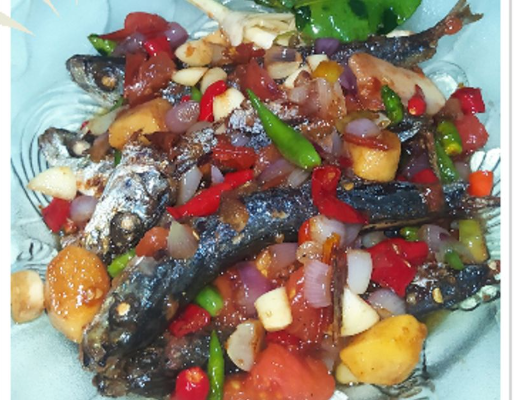 review-masakan-ikan-sambal-bawang-pedas-sederhana