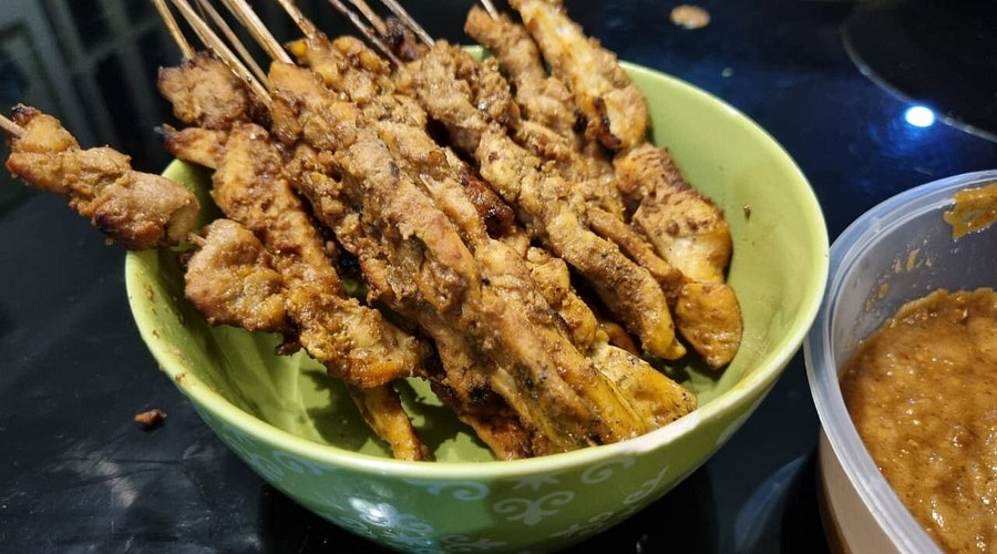 Sate Ayam Madura Kaki Lima Paling Enak di Kota Tangerang