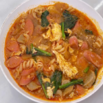 Review Makanan Seblak Sultan Sensasi Pedas Juara di Bandung